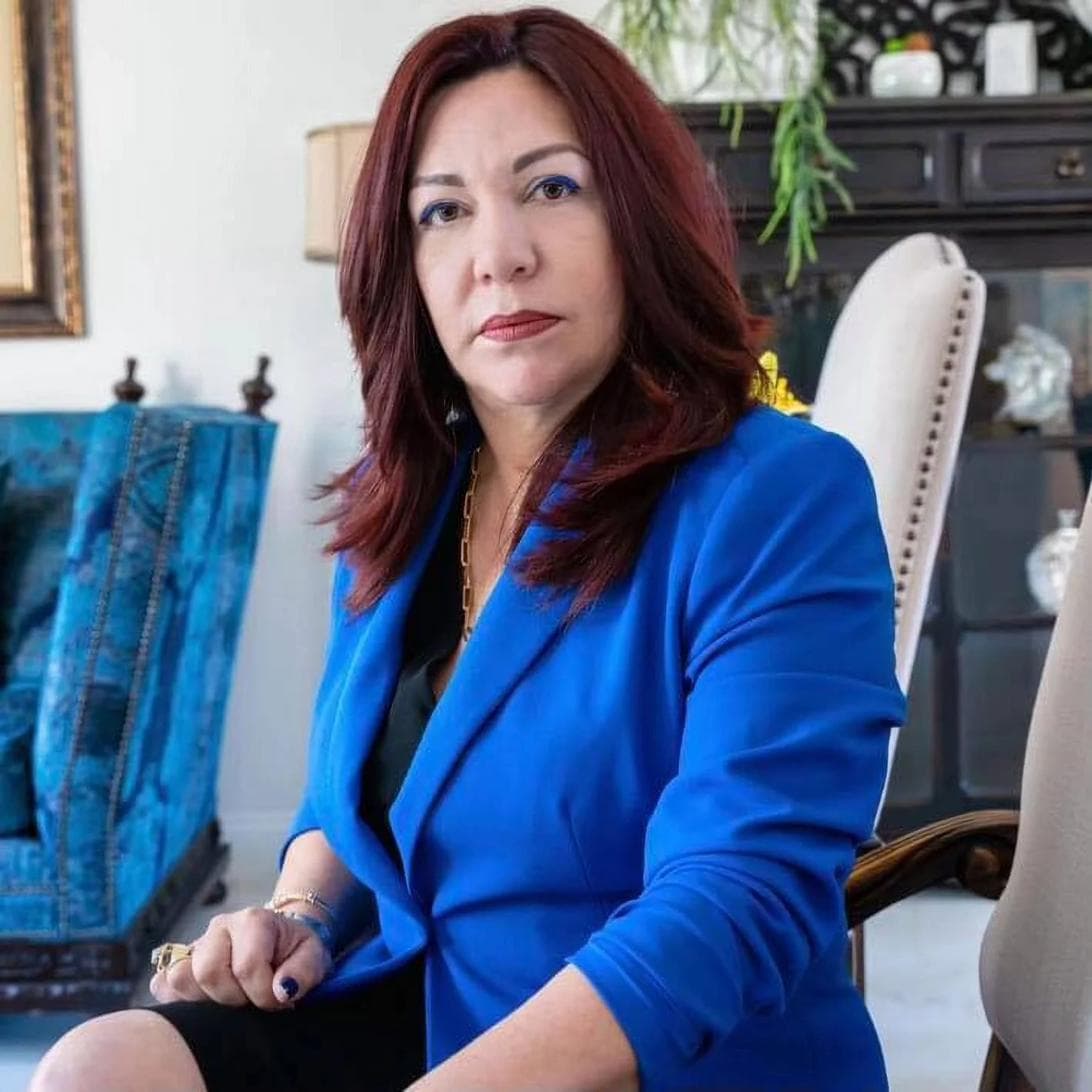 Maria Dolores Lolis Latin